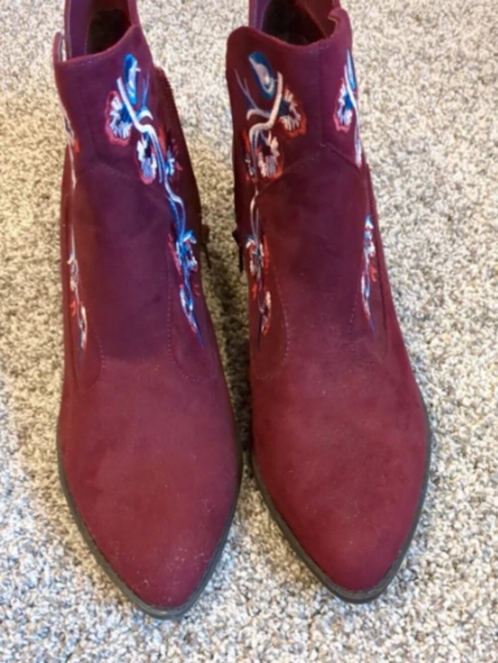 Women's size 10 embroidered ankle boots burgundy